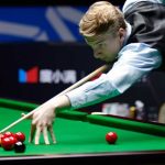 Узнайте, как Юлиан Бойко обыграл Ло Цзетао со счетом 4:3 и вышел в основную сетку British Open 2026, а Михаил Ларков завершил борьбу.