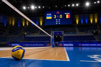 Украина обыграла Бельгию со счетом 3:0 в последнем матче Лиги наций-2026 и сохранила место в элите. Результат встречи и счет партий — в материале.