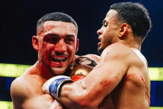 Теофимо Лопес победил Ромеро: американец завоевал пояс WBA