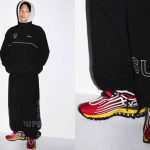 Supreme и Nike представили Air Max 2001 Air Ecstasy для FW 2026: красная расцветка, крупный логотип Supreme и полноразмерный Air-блок. Смотрите детали.