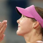 Мирра Андреева проиграла Лейле Фернандес в двух сетах и выбыла с WTA 1000 в Торонто. Узнайте счет матча и имя следующей соперницы канадки.