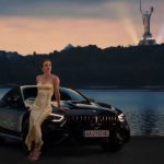 Узнайте, какие автомобили связывают с Элиной Свитолиной в 2026 году: Mercedes-Benz G-Class, Porsche Cayenne, рекламный AMG и подарок отцу.