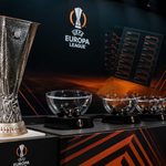 Состоялась жеребьевка Лиги Европы-2026/27. Кто сыграет на основном этапе, какие украинцы представлены в турнире, формат соревнований и календарь матчей.