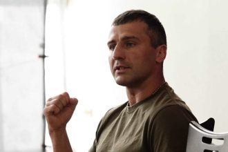 Александр Гвоздик объяснил, почему завершил карьеру ради букмекерского бизнеса, сколько заплатил за лицензию и почему проект пришлось закрыть. Читайте детали.