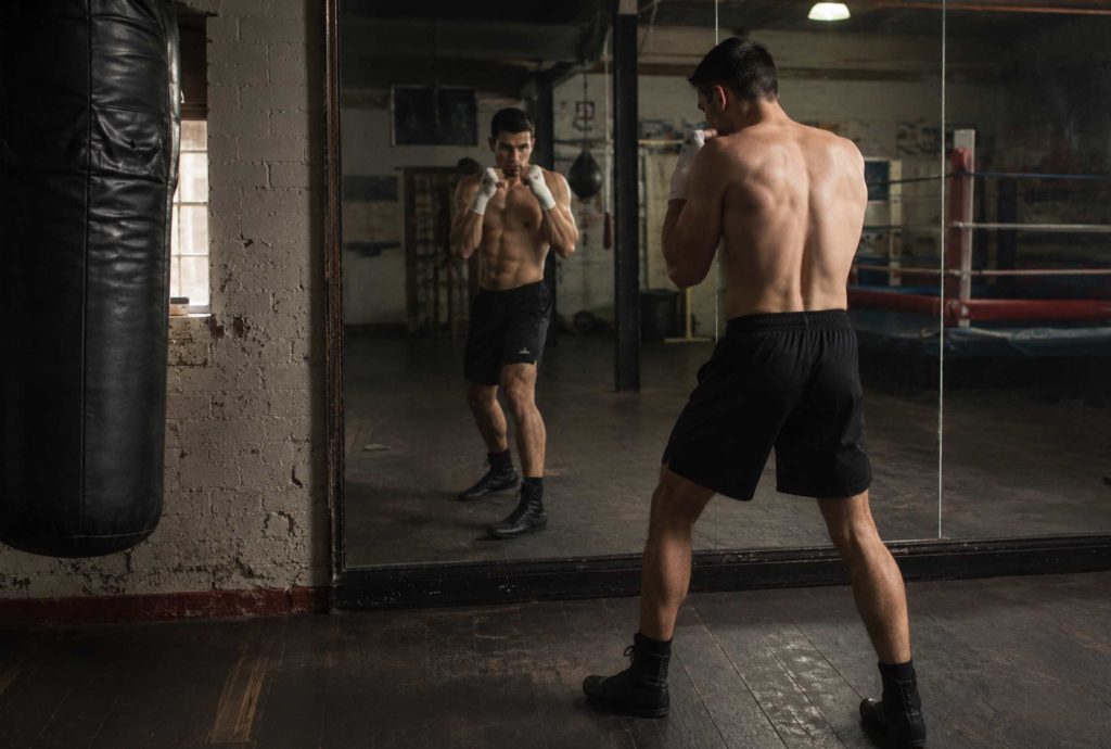 Почему левши неудобны в боксе: главные преимущества стойки southpaw