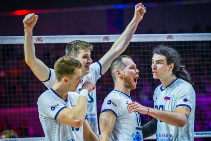 Словения победила Японию со счетом 3:1 и впервые завоевала бронзу Лиги наций. Узнайте результаты сетов и лучших игроков матча.