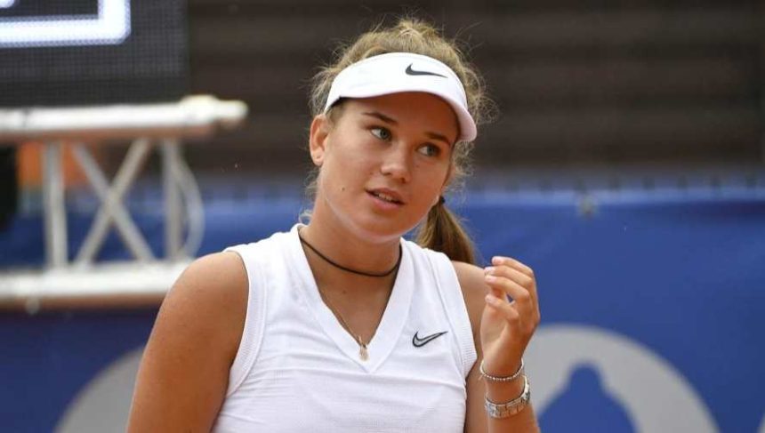 Камилла Бартоне больше не представляет Латвию в профилях WTA и ITF и появилась в рейтинге Беларуси. Что известно о решении теннисистки — читайте детали.