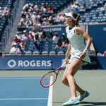 Елена Рыбакина снялась с четвертьфинала WTA 1000 в Цинциннати из-за травмы и потеряла шанс возглавить рейтинг. Узнайте счет матча и соперницу Швёнтек.