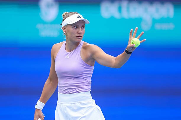 Стародубцева – Саккари: где смотреть онлайн матч US Open 2026