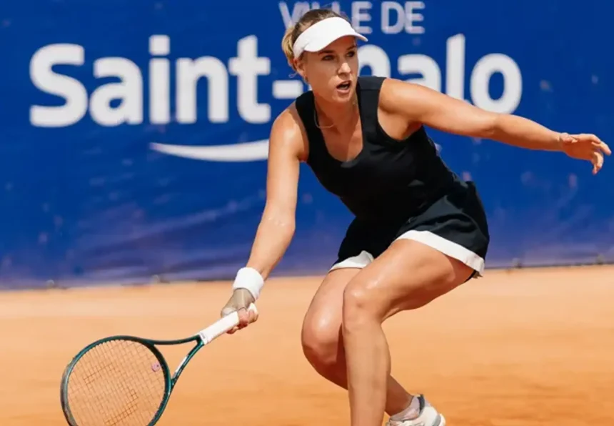Блинкова прокомментировала переход под спортивный флаг Франции
