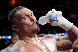Усик назвал пятерых лучших боксеров современности