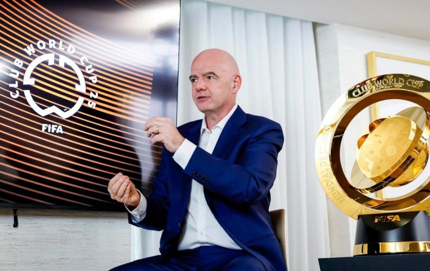 Франция отказалась поддерживать Инфантино на выборах ФИФА