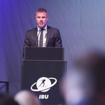 Тим Фарчник избран президентом IBU на четыре года. Словенец получил 48 из 49 голосов и сменит Олле Далина во главе мирового биатлона.