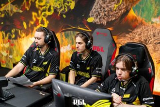 NAVI победили Hokori со счетом 2:0 в первом матче PGL Wallachia Season 9 по Dota 2 и начали швейцарский этап турнира в Бухаресте с результата 1–0.
