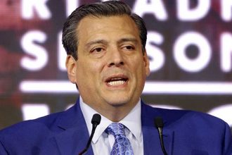 Владимир Зеленский наградил президента WBC Маурисио Сулеймана орденом «За заслуги» III степени за поддержку Украины и международное сотрудничество.
