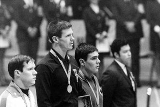 Трехкратный олимпийский чемпион по плаванию Майк Бертон умер в 79 лет. Он завоевал три золота на Играх 1968 и 1972 годов и устанавливал мировые рекорды.