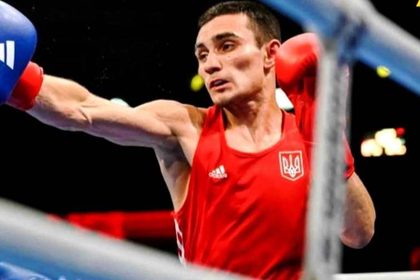 Айдер Абдураимов победно стартовал на чемпионате Европы-2026 по боксу. Павел Иллюша вышел в четвертьфинал, Татьяна Довгаль также выиграла бой.