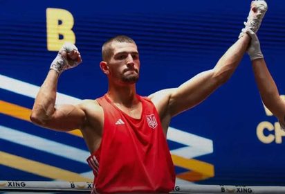 Павел Иллюша победил Артуша Ованесяна и вышел в четвертьфинал ЧЕ по боксу в весе до 80 кг. Следующий бой украинца пройдет 23 сентября.
