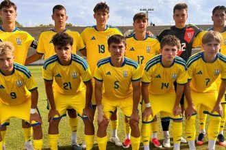 Украина U-19 обыграла Шотландию вдевятером на сборе