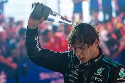 Андреа Кими Антонелли, пилот Mercedes, лидер чемпионата Формулы-1 2026