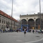 Площадь перед Фельдхеррнхалле в Мюнхене во время финала Лиги наций 2025 года