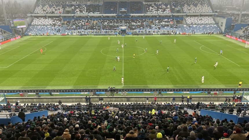 Архивный вид Mapei Stadium во время матча Серии А