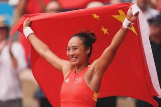 Чжэн Циньвэнь выиграла WTA 1000 в Пекине 11 октября 2026 года, победив Мирру Андрееву со счетом 7:5, 6:4. Результат финала и исторический рекорд китаянки.