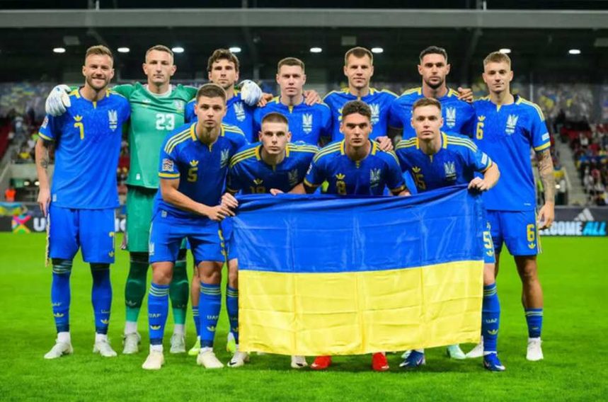 Украина после поражения от Северной Ирландии 0:3 опустилась на 34-е место в live-рейтинге ФИФА и потеряла 9,98 рейтингового балла.