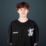 Fnatic расторгла контракт с украинским игроком Br4tkO 15 октября 2026 года. Почему Виктор Кондратец покинул клуб CS2 и кто заменил его в составе.