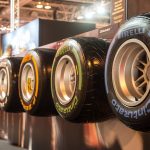 Шины Pirelli для Формулы-1 разных составов с цветной маркировкой