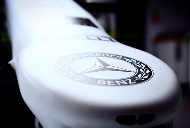 В Германии Mercedes вернётся к старой версии логотипа