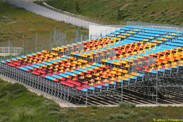 Зак Браун: Европейские гонки могут пройти без зрителей