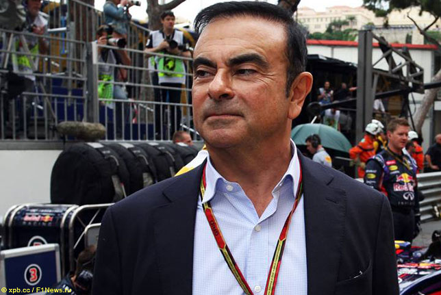 Карлос Гон освобождён под залог