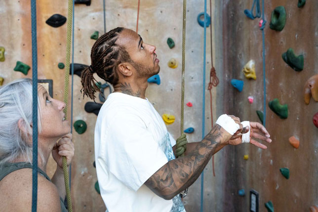 Льюис Хэмилтон остался в Мельбурне