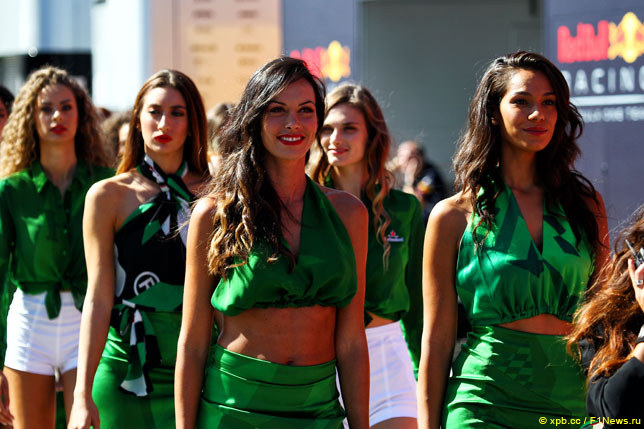 В Нидерландах хотят возродить традицию грид-гёрлз В Нидерландах хотят возродить традицию грид-гёрлз