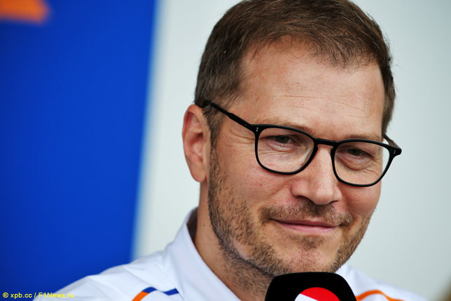 Зайдль: McLaren не станет «оранжевой» Mercedes