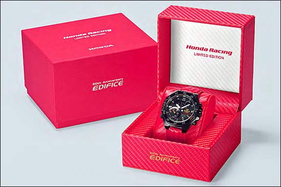 ECB-10HR – хронограф, созданный с Honda Racing ECB-10HR – хронограф, созданный с Honda Racing