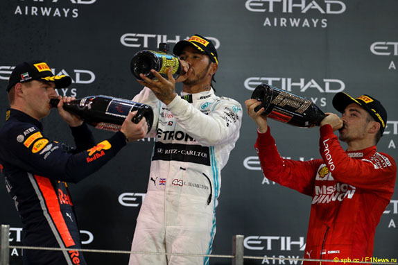 Уходящий 2019-й в цифрах и фактах