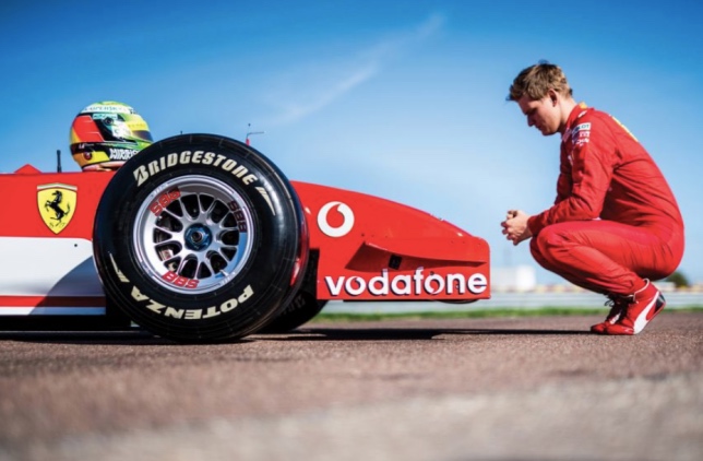 Видео: Мик Шумахер за рулём чемпионской Ferrari F2002