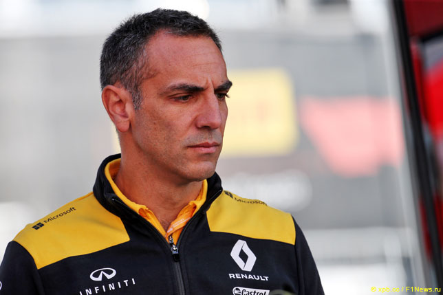 Ответ FIA не устроил Renault