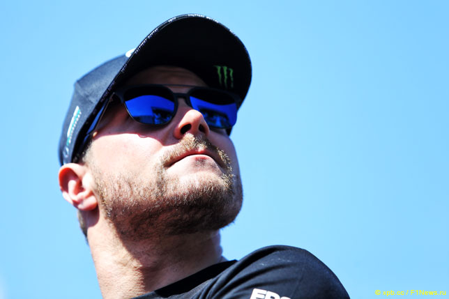 Росберг: Валттери сосредоточился на себе, а не на Льюисе