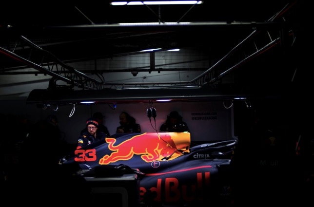 Видео: Первые круги RB16 по трассе в Сильверстоуне