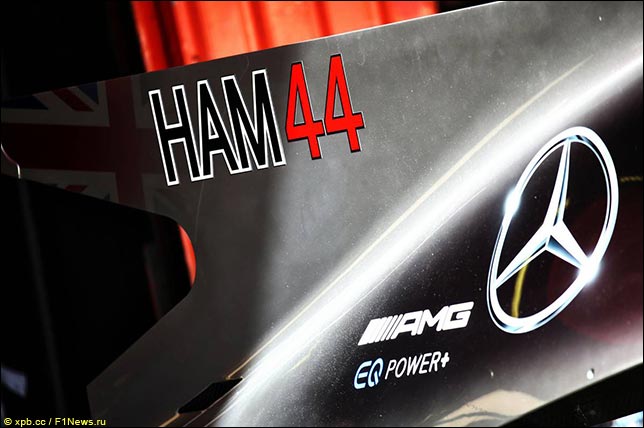 В Mercedes используют MGU-H в дорожных машинах