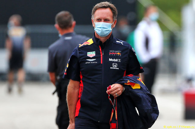 Кристиан Хорнер: Снимаю шляпу перед Mercedes