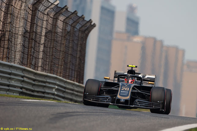 У Haas проблемы с прогревом шин