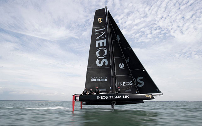 Видео: Грожан на борту катамарана класса America’s Cup