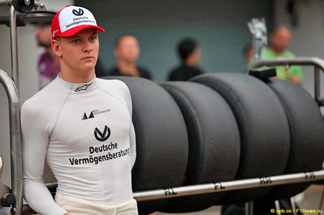 Мик Шумахер сядет за руль Ferrari на тестах в Бахрейне?