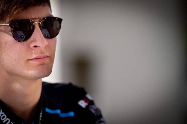 Джордж Расселл сможет продолжить работу на трассе