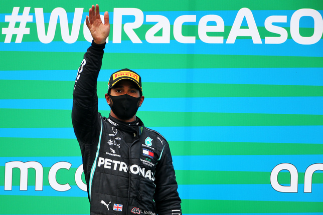 Хэмилтон: Мы должны делать больше в борьбе за равенство