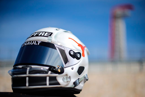 Риккардо выступит в США в шлеме с необычным дизайном Риккардо выступит в США в шлеме с необычным дизайном